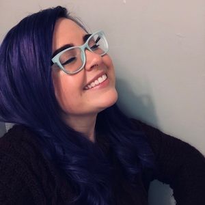 Meet your Posher, Aleana